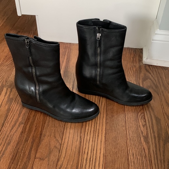 PRADA booties - Picture 2 of 5